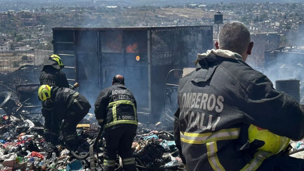 Se incendia recicladora en Cuautitlán Izcalli Sigue tu Ruta