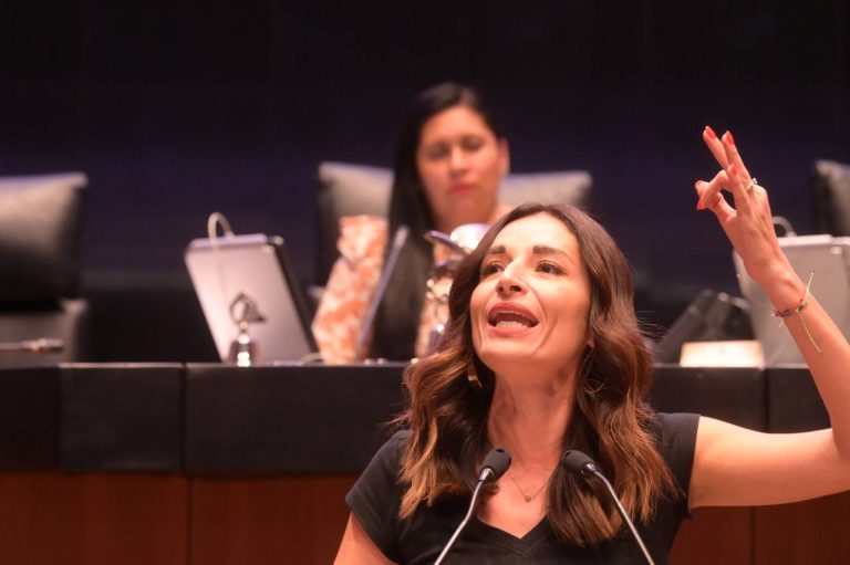 Propone Laura Ballesteros tipificar la violencia política de género en el ámbito digital