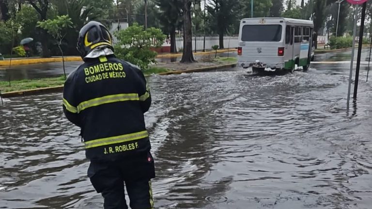 Activan alerta amarilla por lluvias fuertes en CDMX