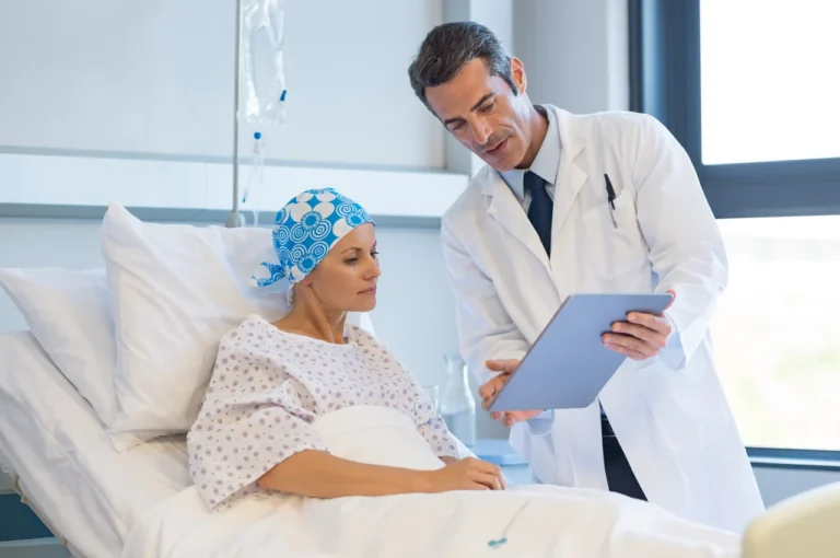 LLYC impulsa el uso de inteligencia artificial para entender las necesidades de los pacientes con cáncer