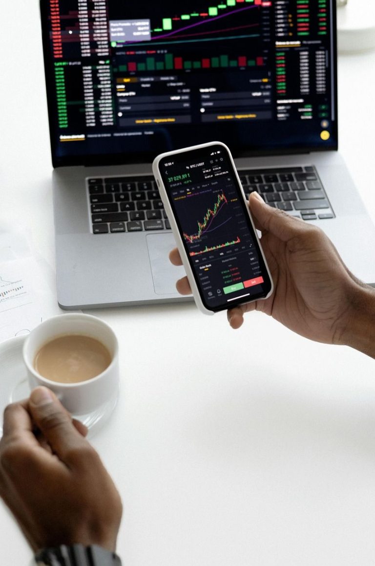 Los traders mexicanos apuestan por la tecnología, el oro y las divisas