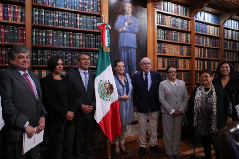 Primera reunión entre el INE y la Comisión Presidencial para la Reforma Electoral