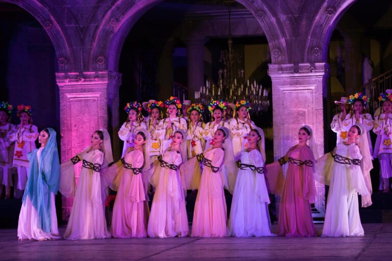 Celebrará Navidades en México Tradiciones Decembrinas en el Castillo de Chapultepec