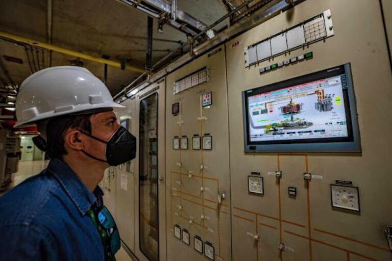 CFE, en alerta ante tormenta invernal: garantiza suministro eléctrico